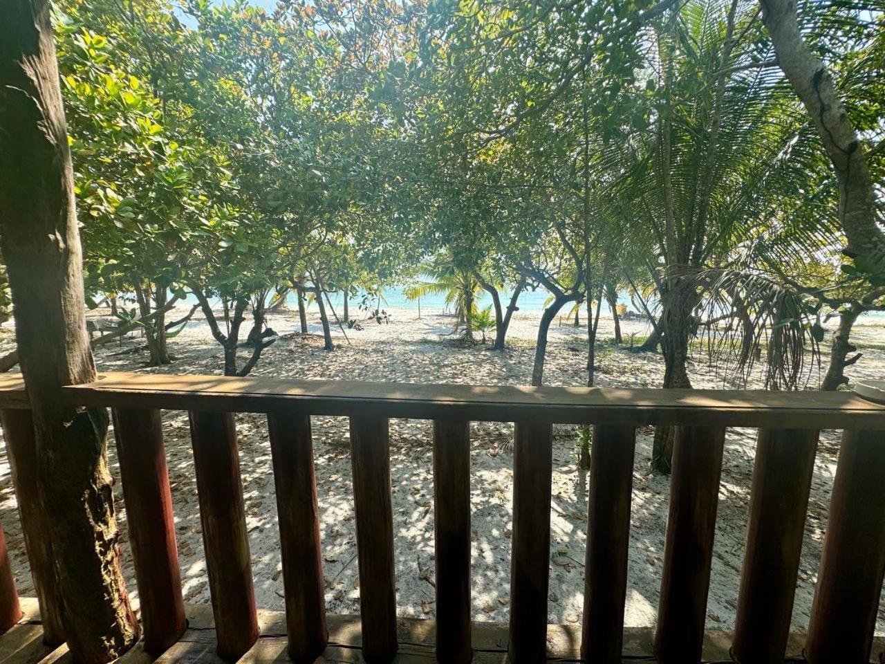 Rafikis Pansiyon Koh Rong Island Dış mekan fotoğraf