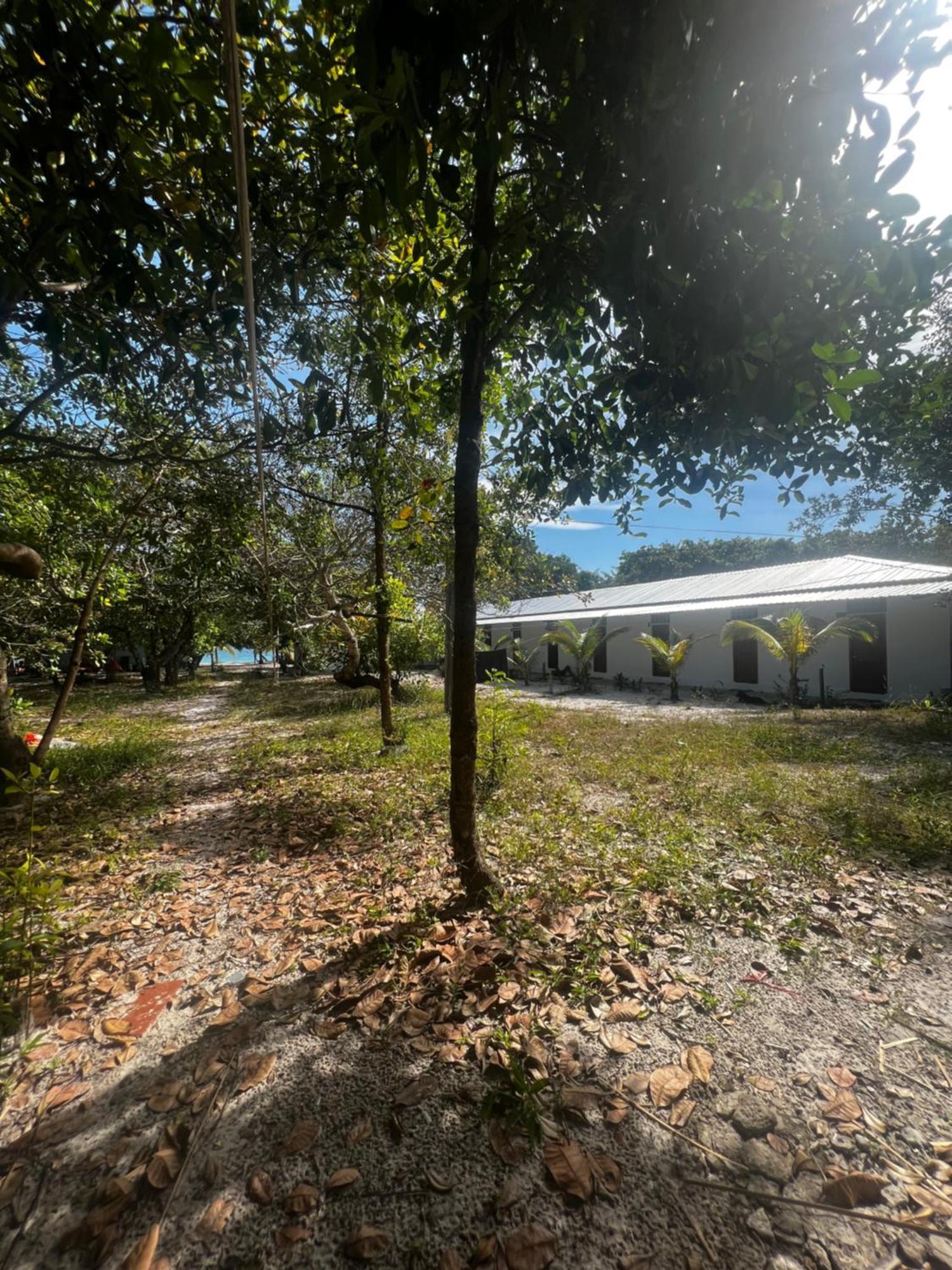 Rafikis Pansiyon Koh Rong Island Dış mekan fotoğraf